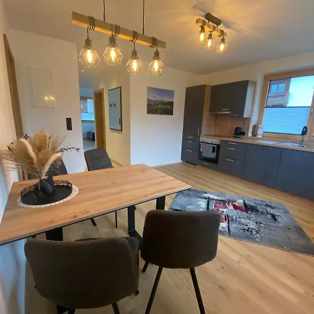 Moser Apartment *